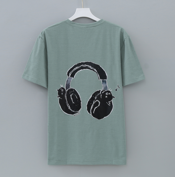 เสื้อยืดกันยุง เสื้อยืดสุดเท่ สีเขียว สีเขียวอ่อน ลายหูฟังสีดำสุดเท่ สไตล์น่ารัก ราคาส่ง ผ้าคอตตอนแท้ ป้องกันยุง มีกลิ่นมิ้นต์ ไล่ยุงได้ ใส่สบายระบายอากาศ ลายสกรีนคมชัด แห้งไว