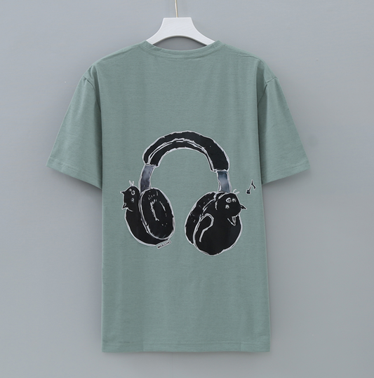 เสื้อยืดกันยุง เสื้อยืดสุดเท่ สีเขียว สีเขียวอ่อน ลายหูฟังสีดำสุดเท่ สไตล์น่ารัก ราคาส่ง ผ้าคอตตอนแท้ ป้องกันยุง มีกลิ่นมิ้นต์ ไล่ยุงได้ ใส่สบายระบายอากาศ ลายสกรีนคมชัด แห้งไว