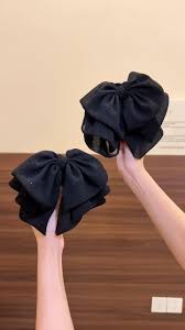 แฟชั่นที่สง่างามเพชรโบว์กิ๊บที่เรียบง่ายกิ๊บเกาหลีประณีตอุปกรณ์ผมสําหรับผู้หญิงสาว กิ๊ฟติดผมประดับเพชร กิ๊ฟโบดำใหญ่ 