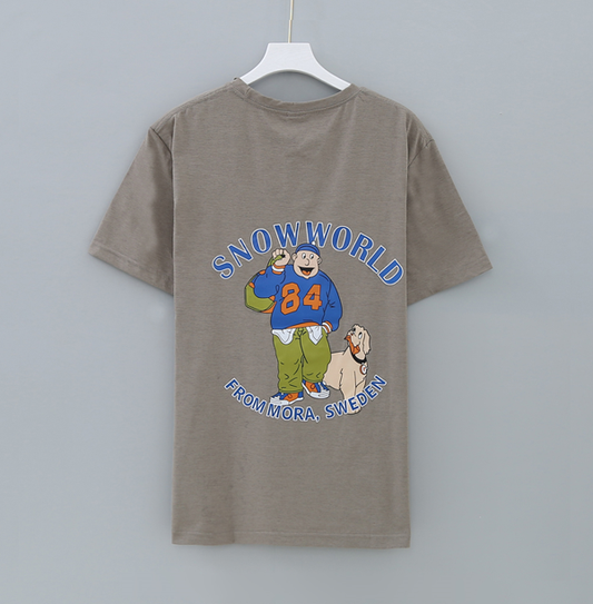 เสื้อยืดแฟชั่นสีน้ำตาลเอิร์ธโทน เสื้อยืดกันยุง สีกากี สีเบจ ลายลายการ์ตูน SNOWWORLD เสื้อคอตตอนแท้ ป้องกันยุง มีกลิ่นมิ้นต์ ไล่ยุงได้ ใส่สบายระบายอากาศ ลายสกรีนคมชัด แห้งไว 
