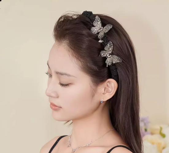ที่คาดผมสีดำ ติดเพชร ที่คาดผมเจ้าหญิง ที่คาดผมผีเสื้อ ที่คาดผมเพชรสีดำ สวยเล่นแสง เพชรสวย เพชรสีดำ คาดผมติดผีเสื้อ คาดผมราคาถูก คลิปผมประดับเพชรน้ำหนักเบาสไตล์เกาหลีสำหรับผู้หญิง คาดผมประดับคริสตัล